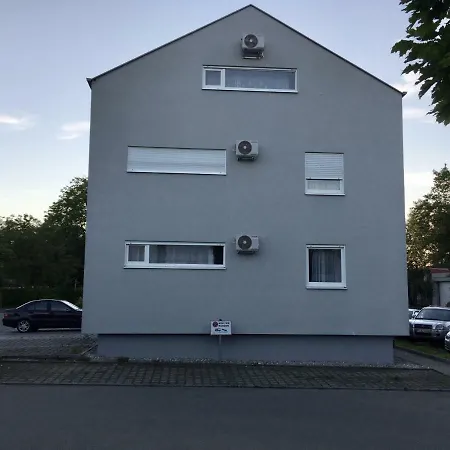 Outlet Apartments Metzingen Metzingen  Esterno foto